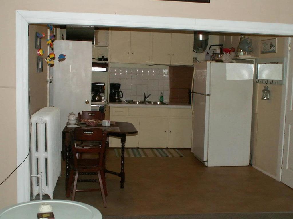 Canalside Restaurant, Inn & Kitchen Store Port Colborne Chambre photo