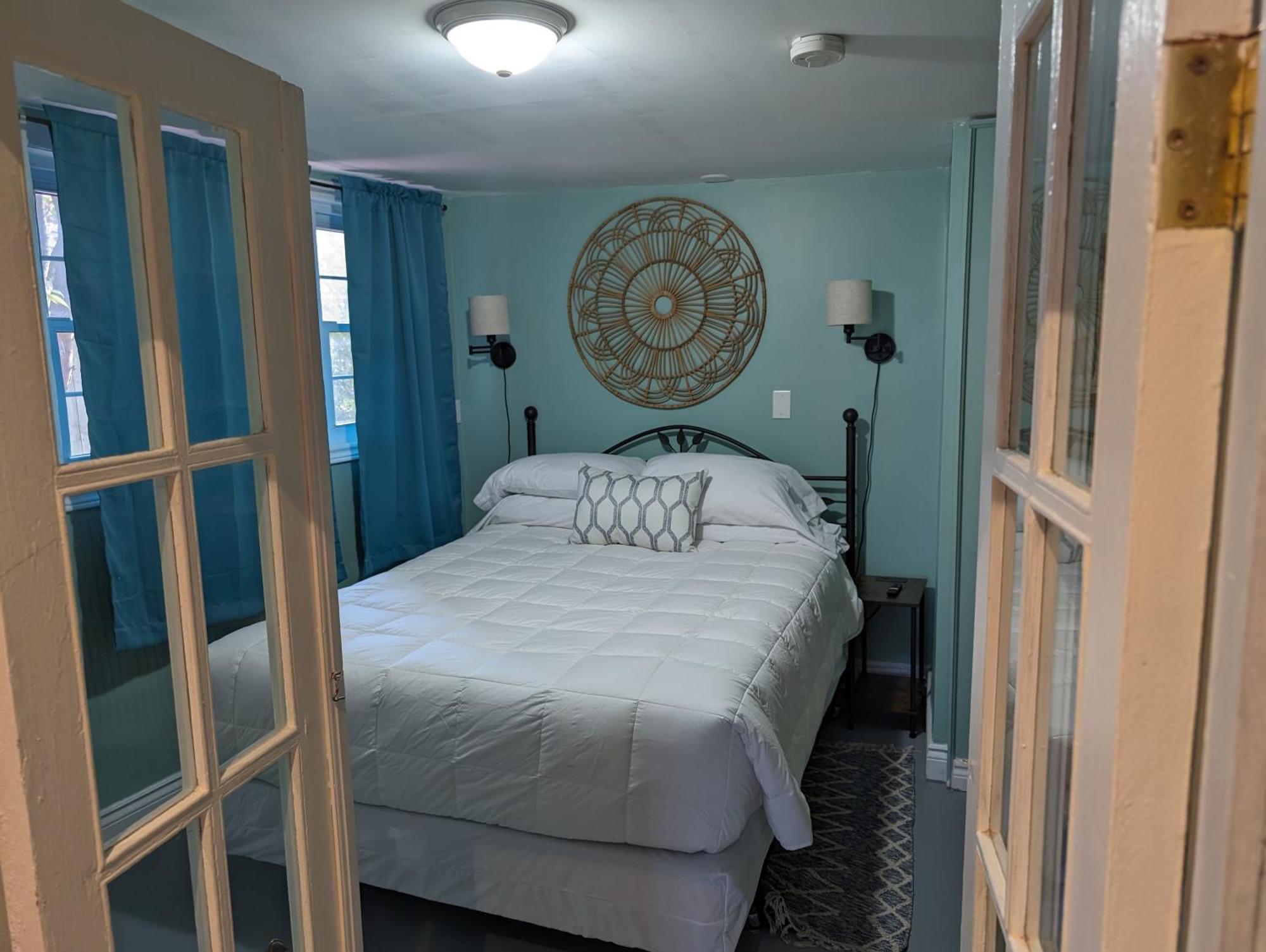 Canalside Restaurant, Inn & Kitchen Store Port Colborne Extérieur photo