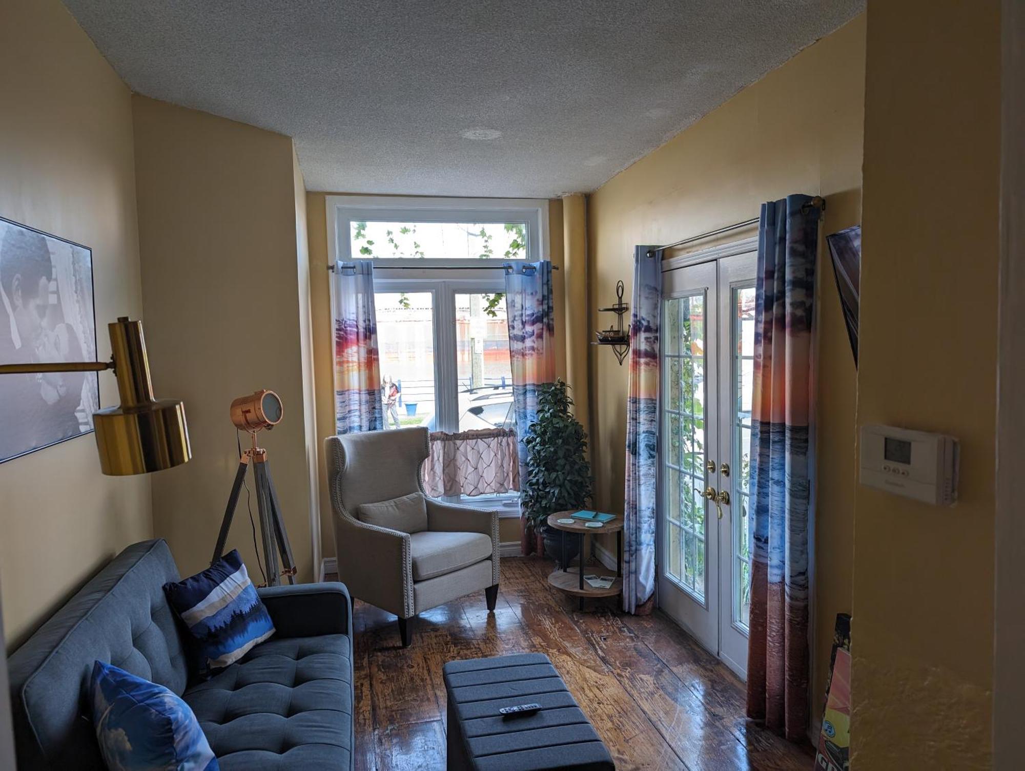 Canalside Restaurant, Inn & Kitchen Store Port Colborne Extérieur photo